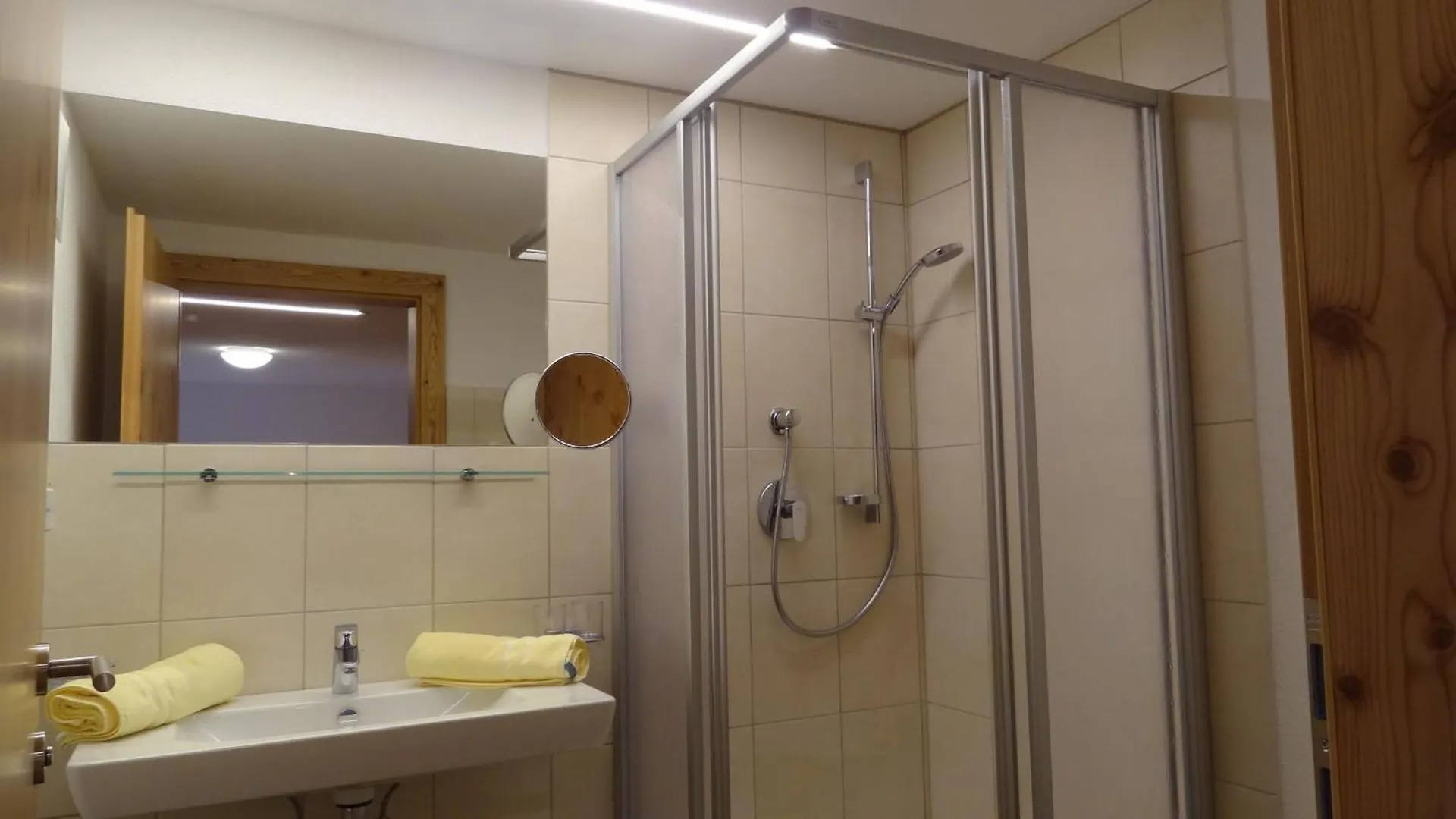 *** Gasthof Hotel Pension Waldesruh Sölden Österreich