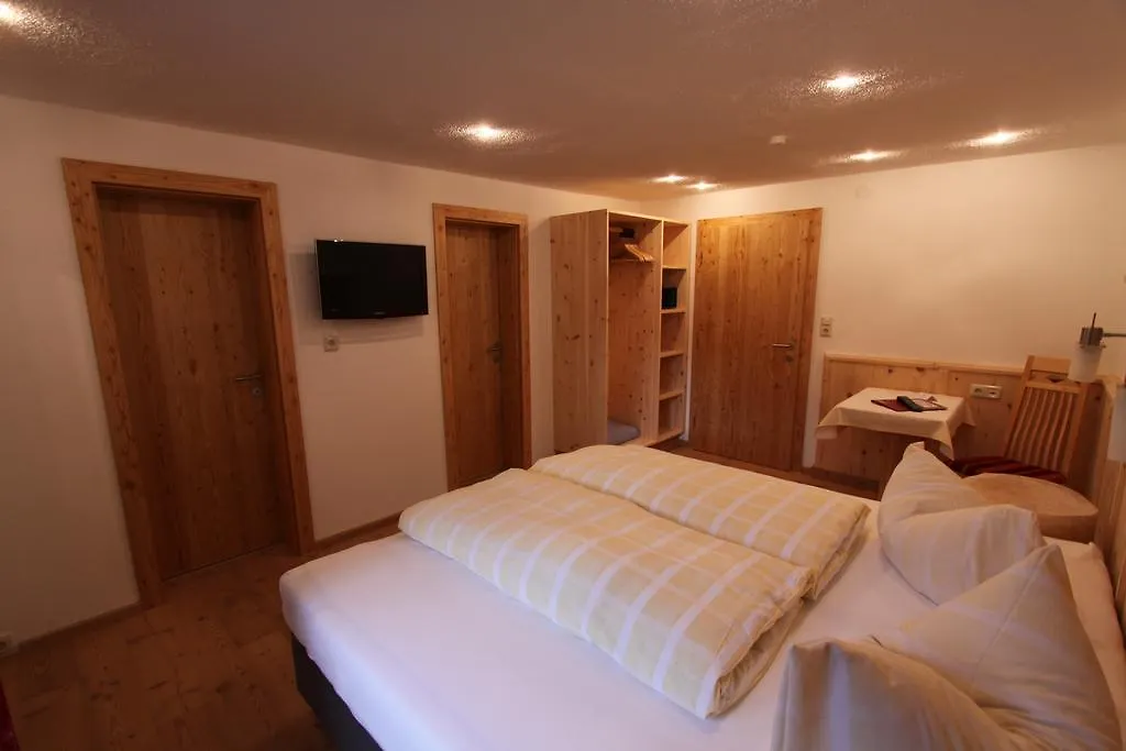 Pension Waldesruh Hotel Solden Guest house