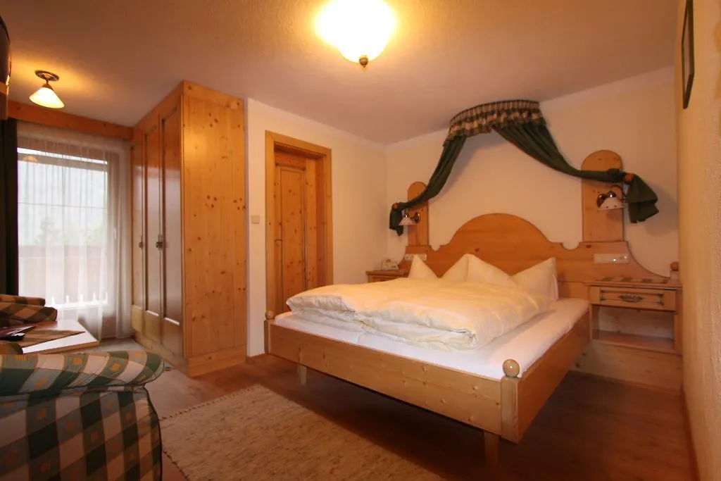 Pension Waldesruh Hotel Solden 3*,